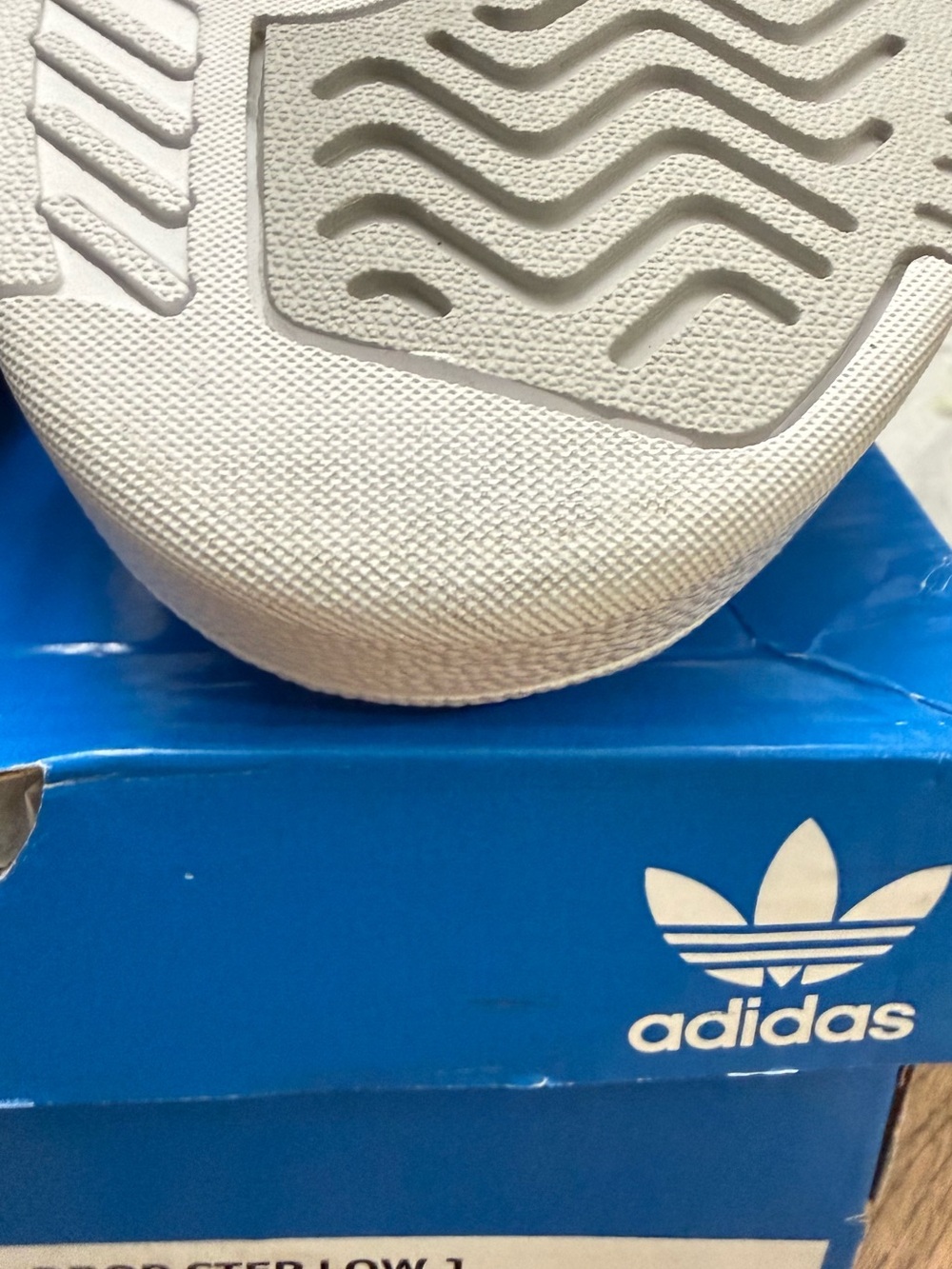 Adidas Drop Step Low J --Size W7/Y6 - Picture 9 of 9